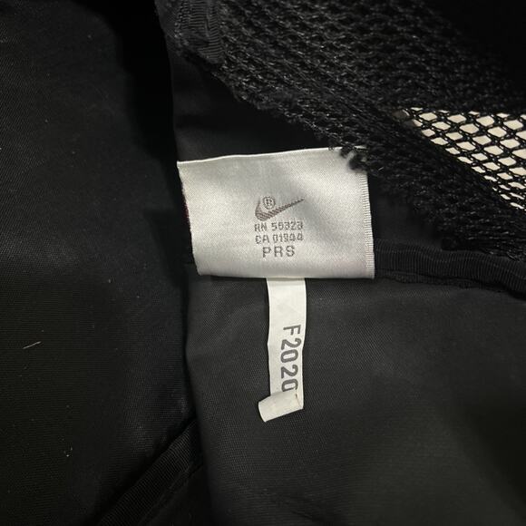 Vintage Nike Air Jordan Flight Duffel Gym Bag 1990s Mesh Red - Picture 8 of 12